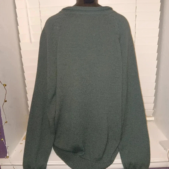 Men's 100% Peruvian Alpaca Round Neck Sweater Dark Grey Herringbone Stitch SZ M - Picture 3 of 12